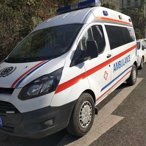 马龙品质救护车出租,为您的健康出行负责